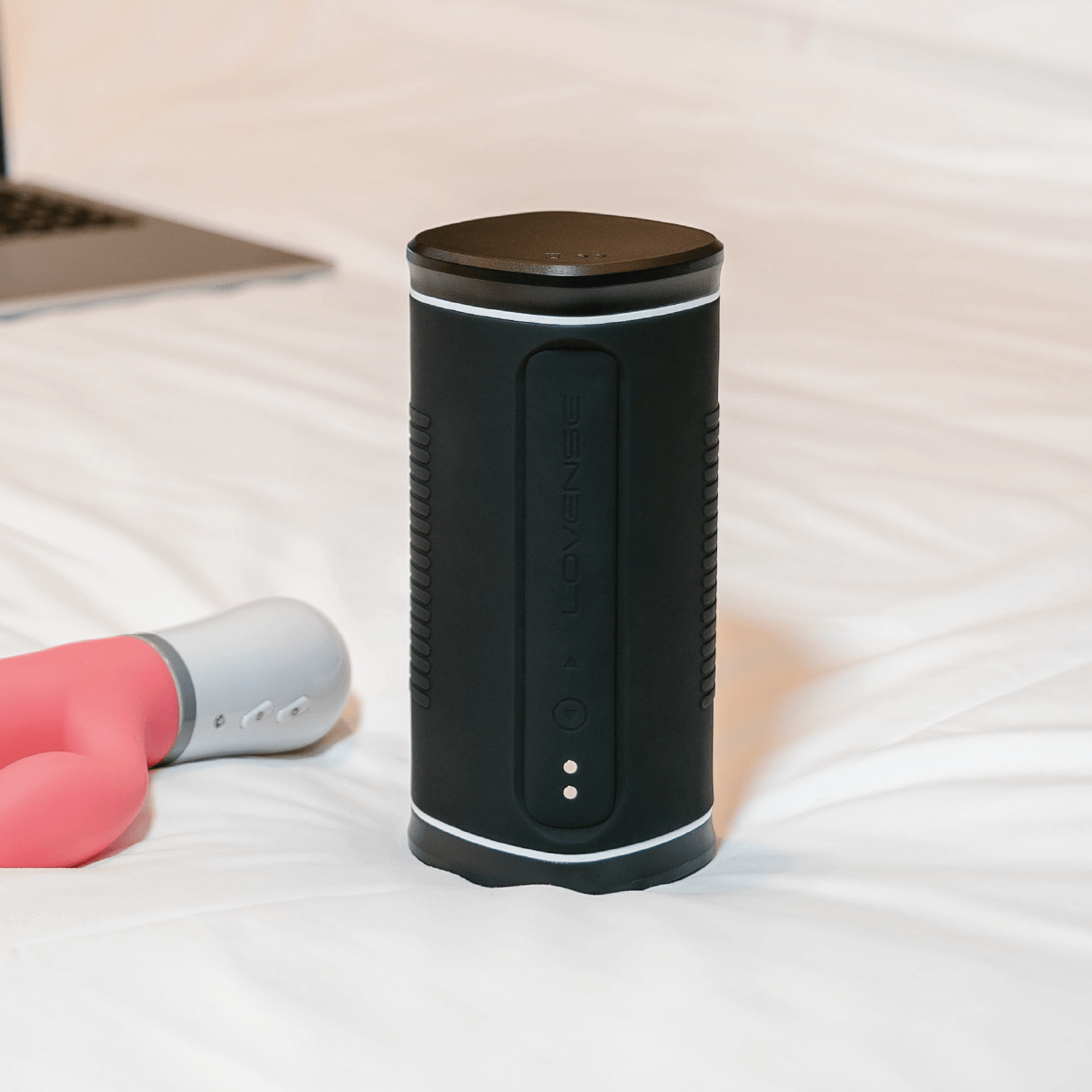 The heated masturbator for Men Calor by Lovense - Product image