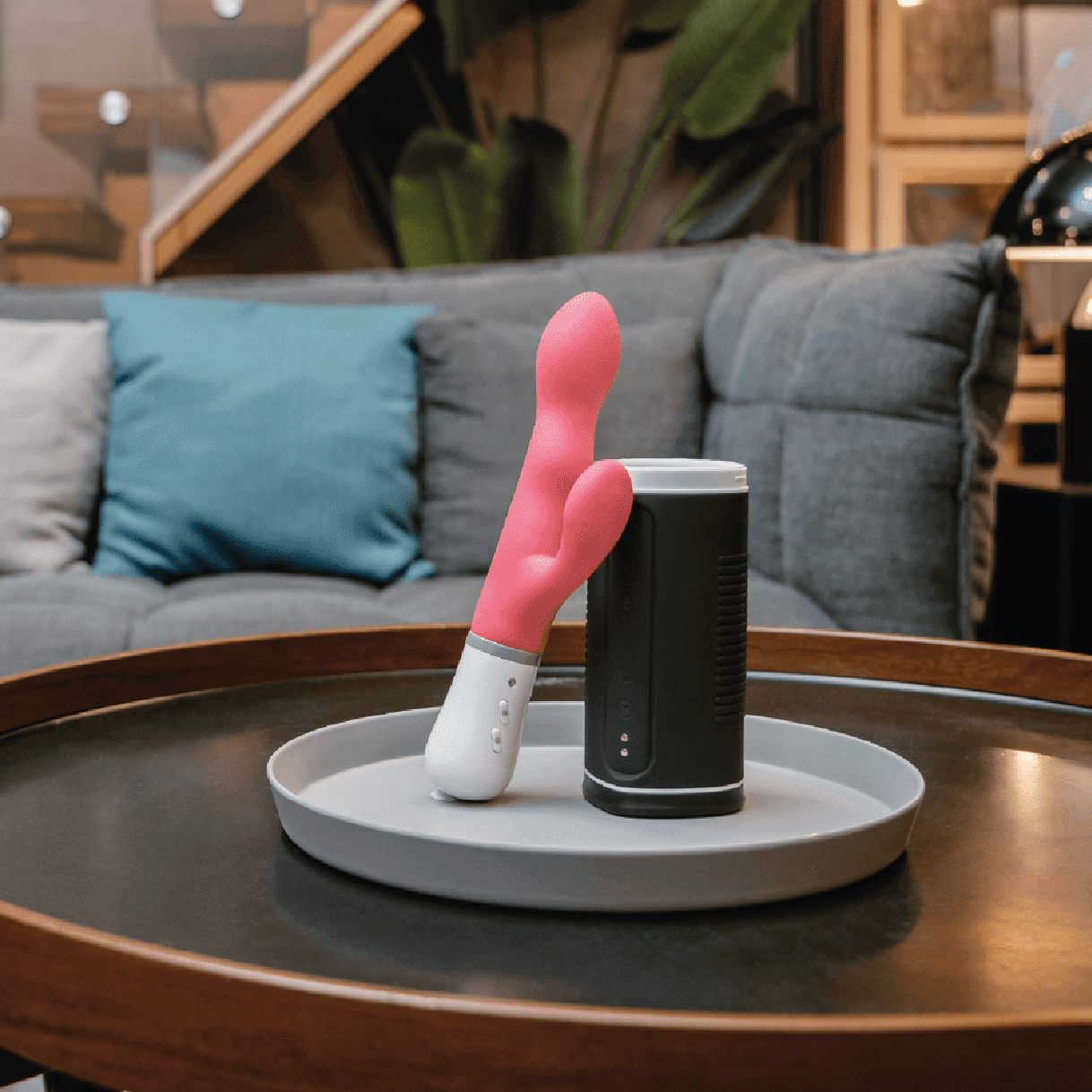 The sixth generation rabbit vibrator Nora by Lovense - Product image
